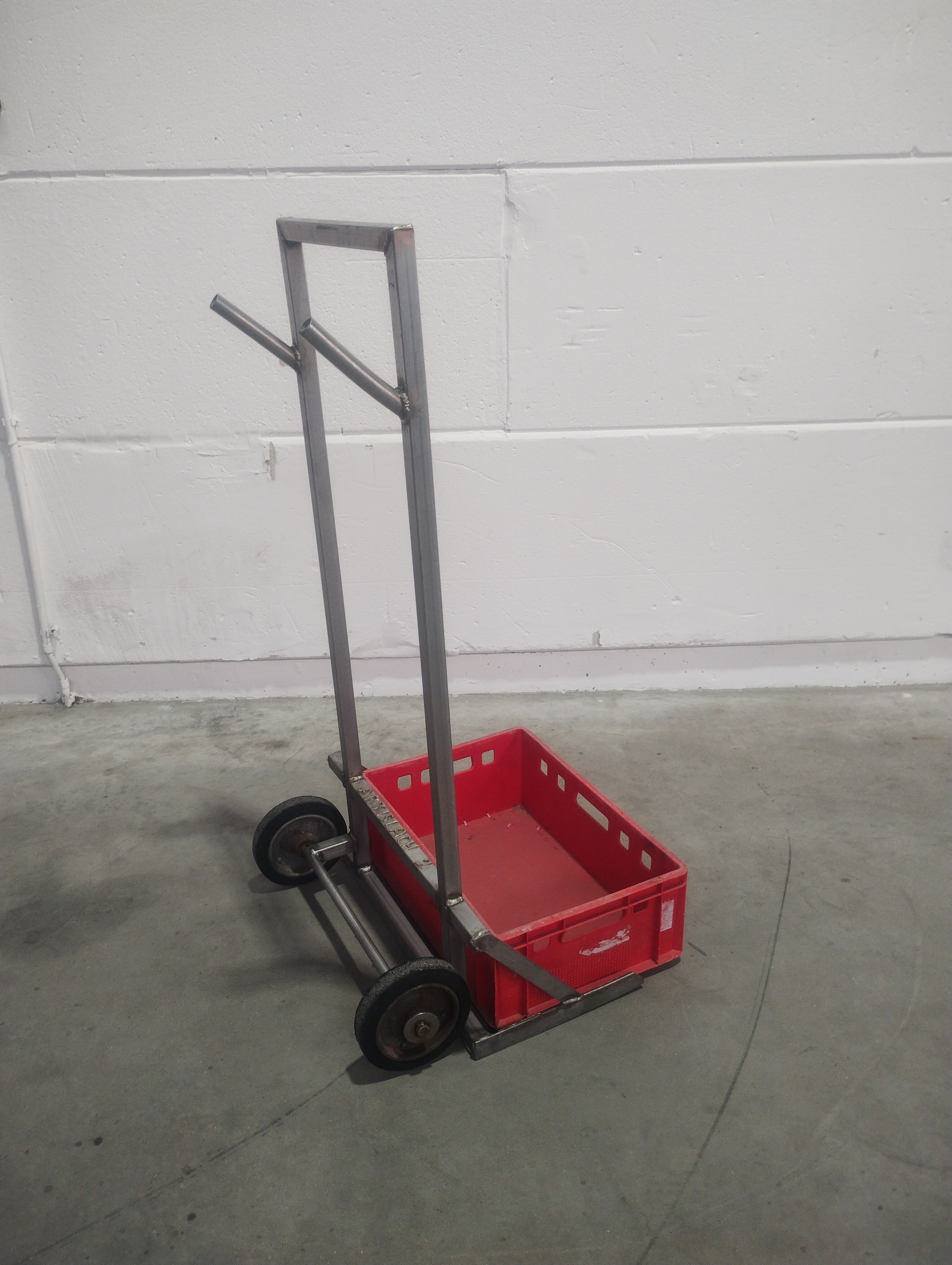 hand truck for E2 containers for sale used second hand 2nd hand | Bart ...