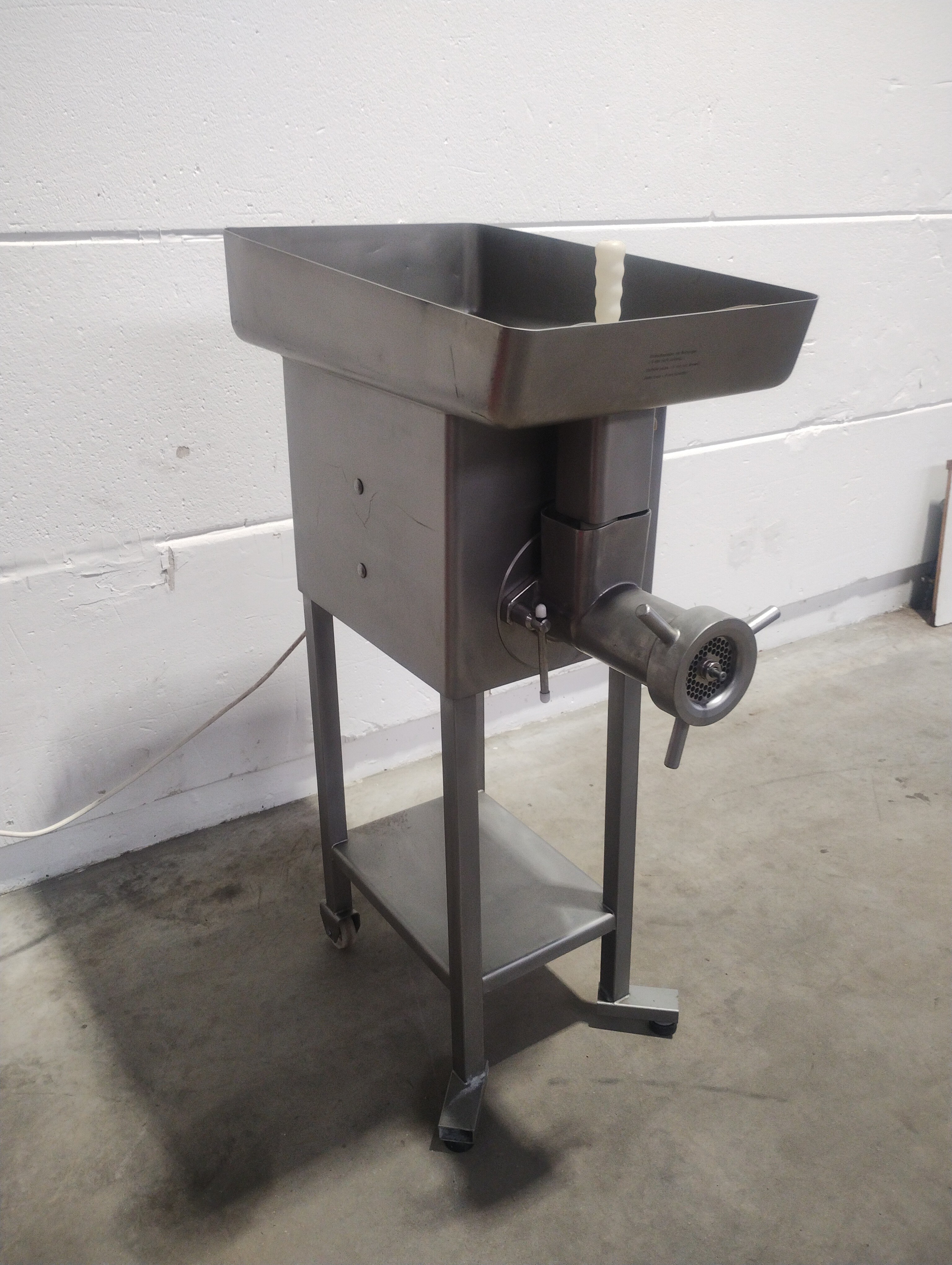 meat grinder Mado Optimo 32 Mado MEW617 Optimo 32 for sale used second ...
