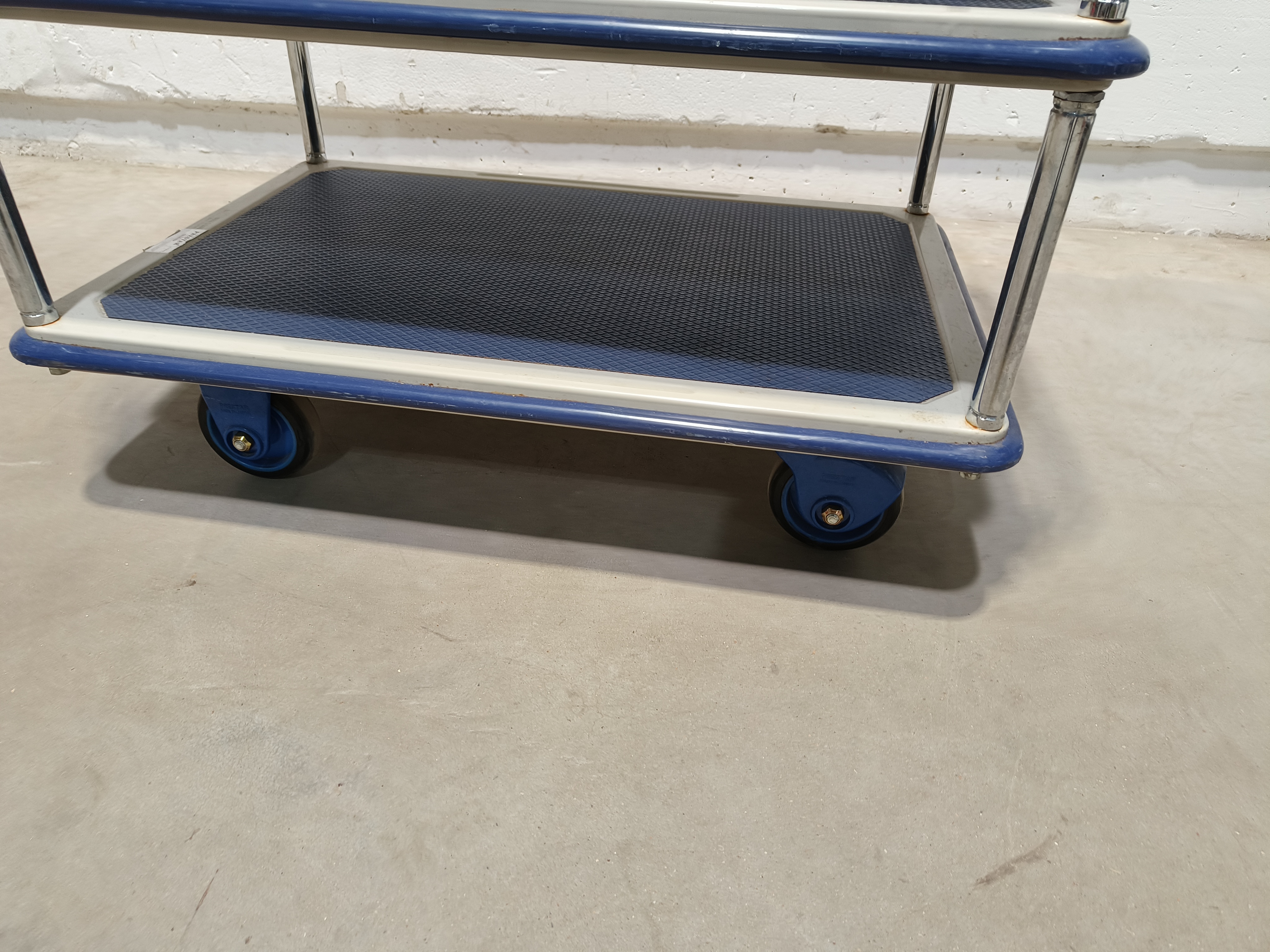 Prestar Double Handle 3 Shelf Trolley - 300kg NF 305 For sale used ...