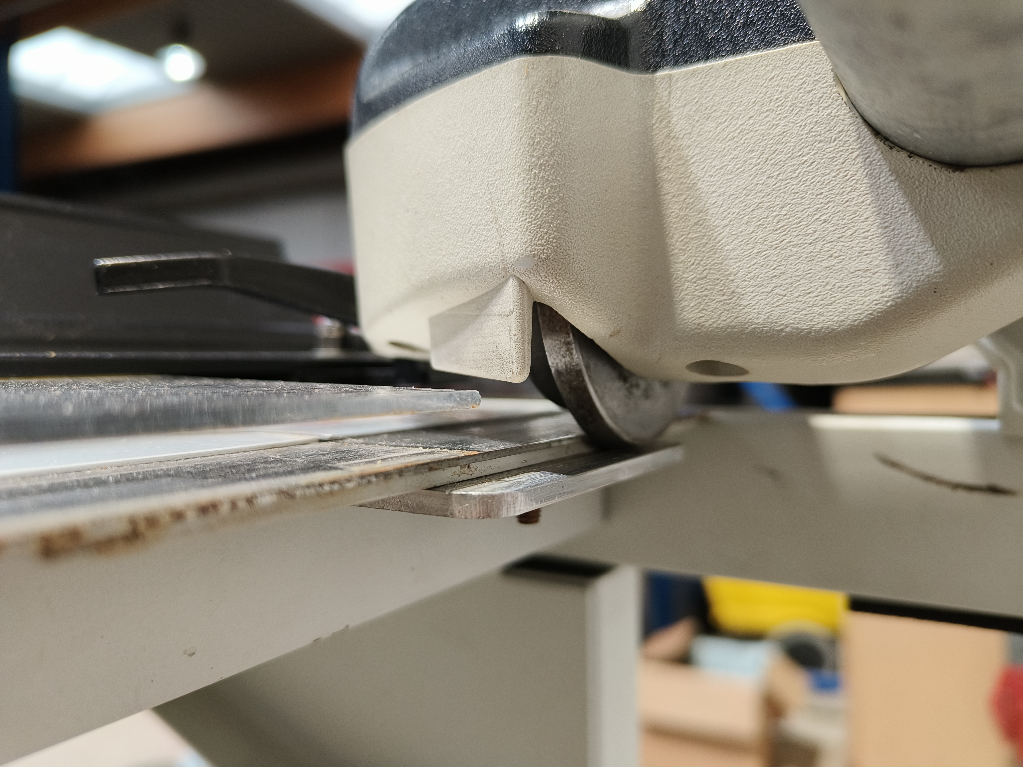 The Manual cutter ROWE 59 - 1500 mm For sale used second hand 2nd hand ...
