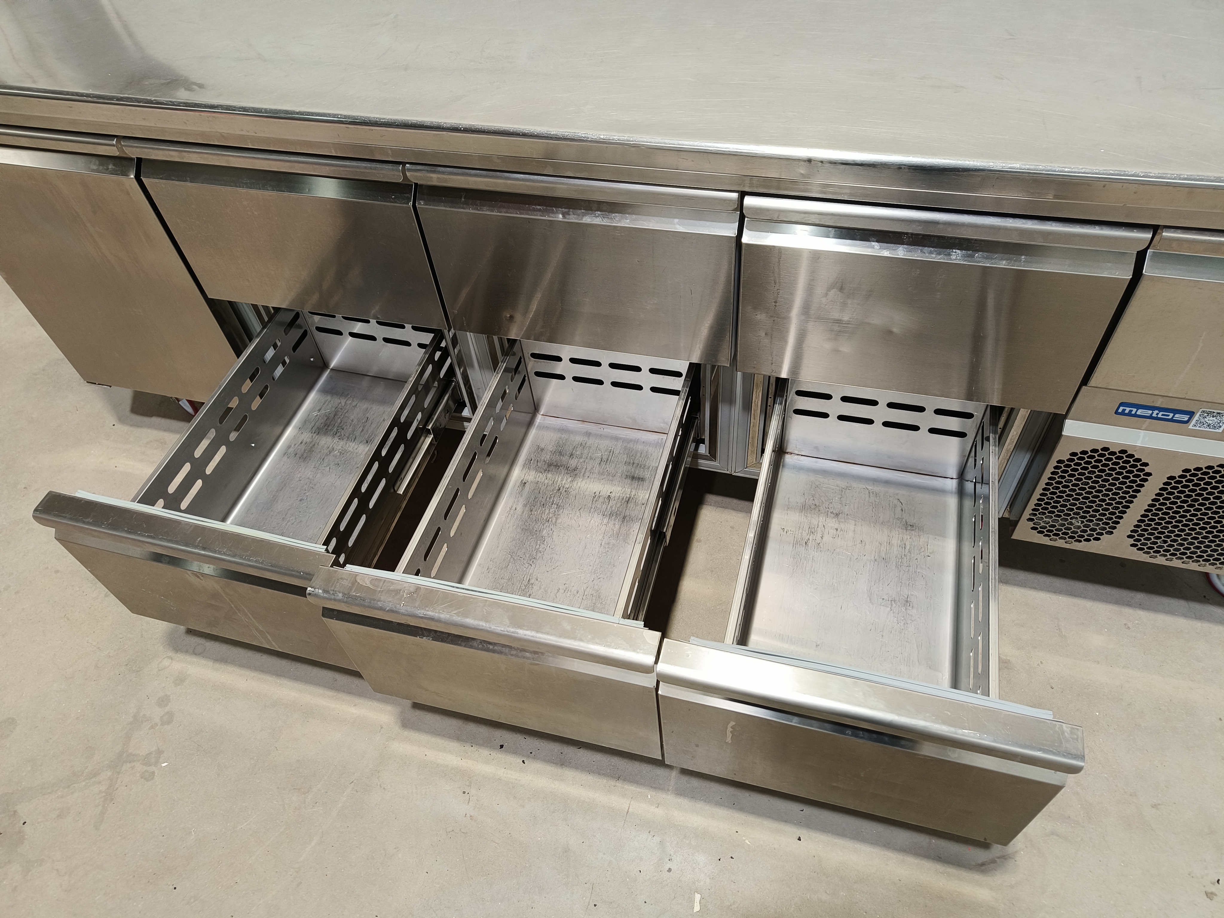Refrigerated workbench 232x70x92 cm For sale used second hand 2nd hand ...