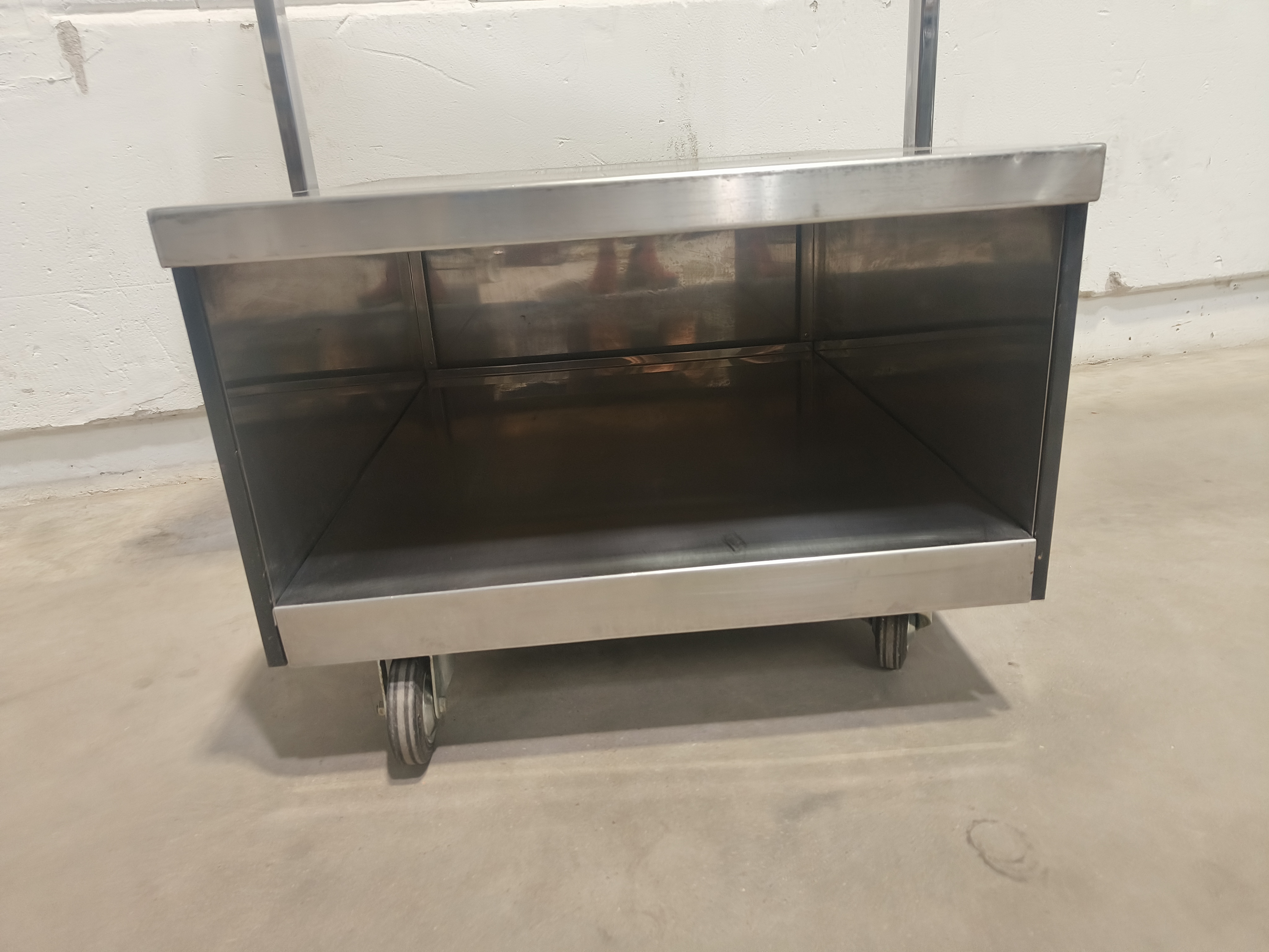 Mobile stainless steel cutlery trolley For sale used second hand 2nd ...