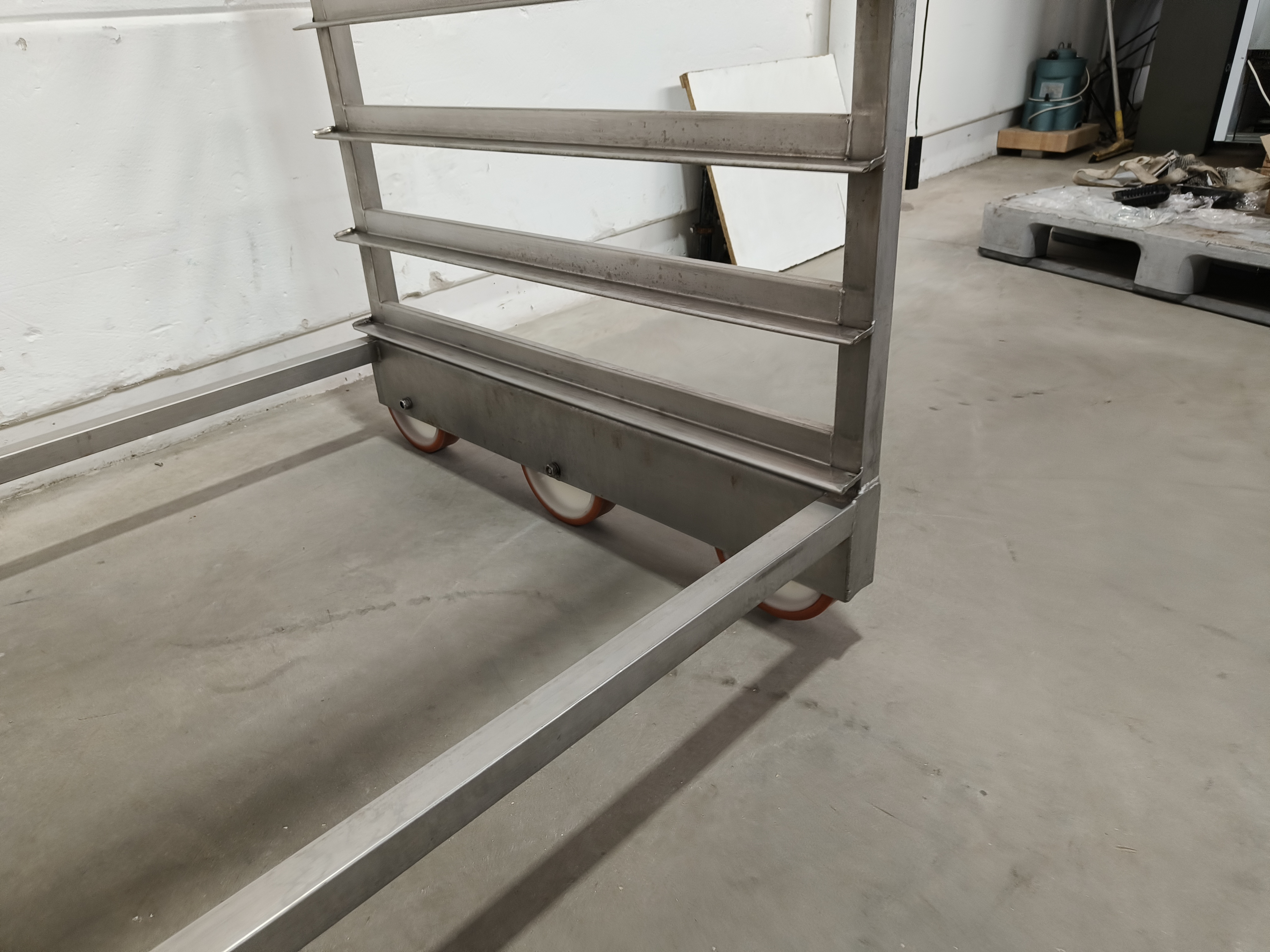Stainless steel trolley - 10 levels (94x95cm) For sale used second hand ...