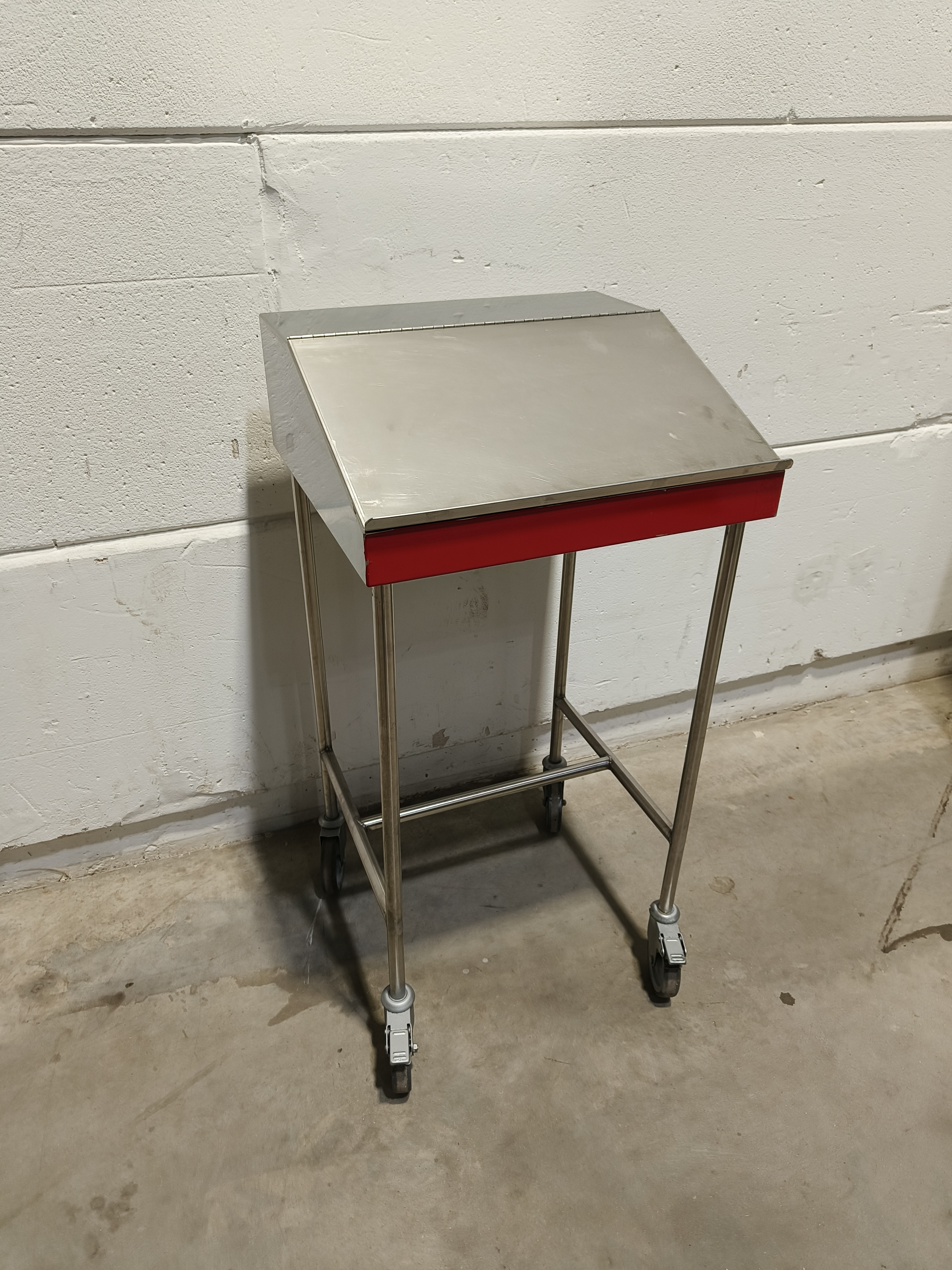 Mobile stainless steel writing table / lectern For sale used second ...